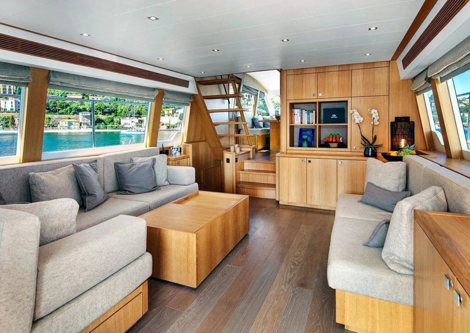 Yacht-charter-M-Y-ARMONEE