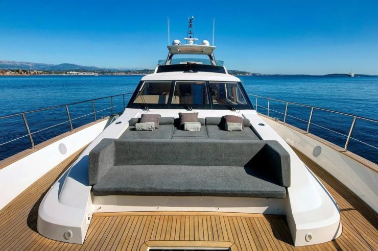 Yacht-charter-M-Y-ARMONEE