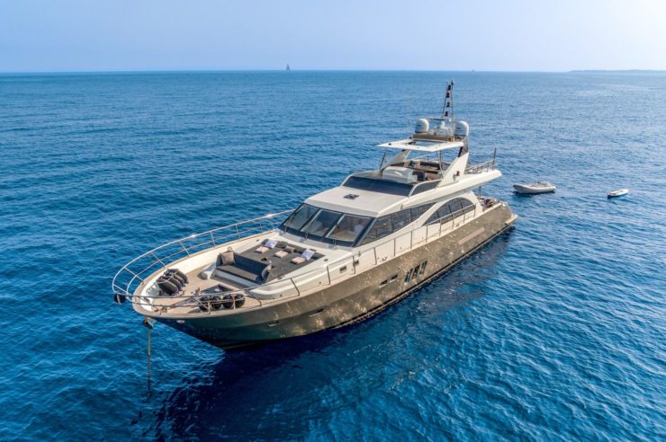 Yacht-charter-M-Y-ARMONEE