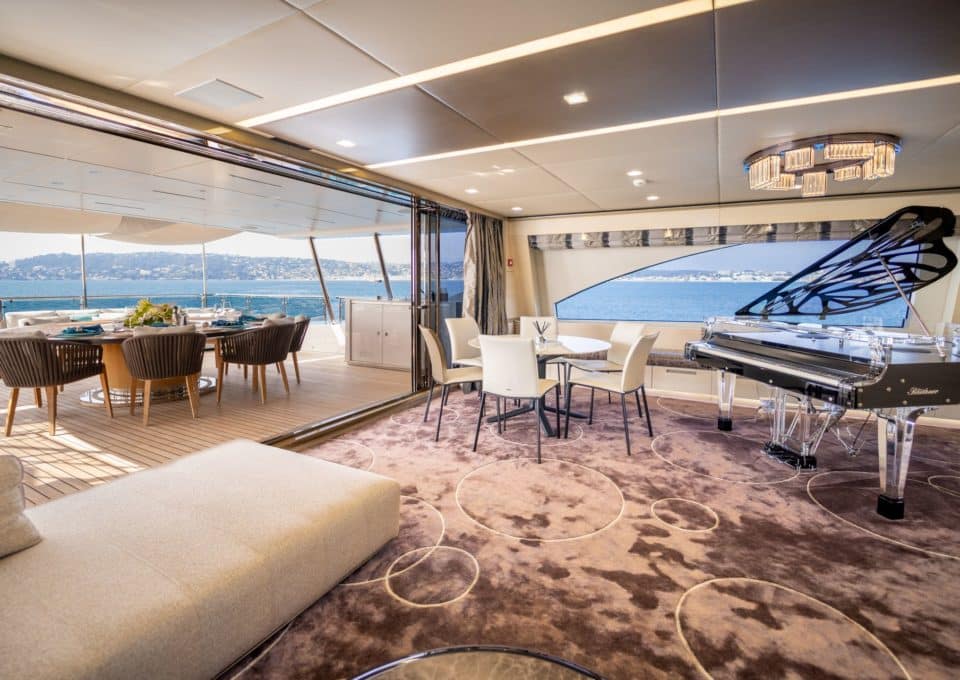 Yacht-charter-M-Y-CHARADE