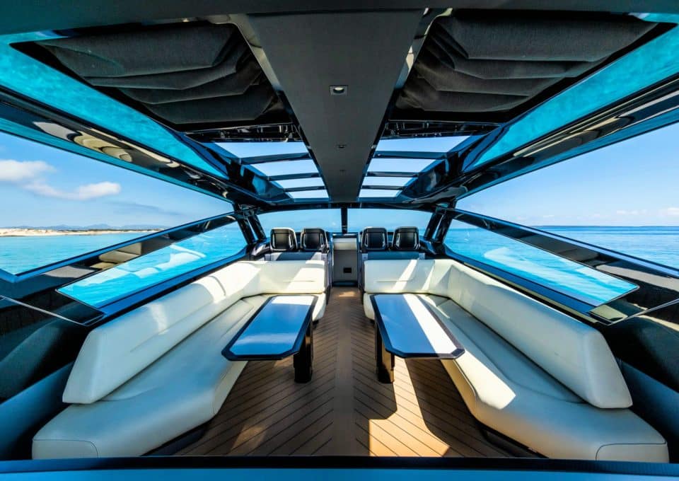 Yacht-charter-M-Y-CHICA-BRAVA