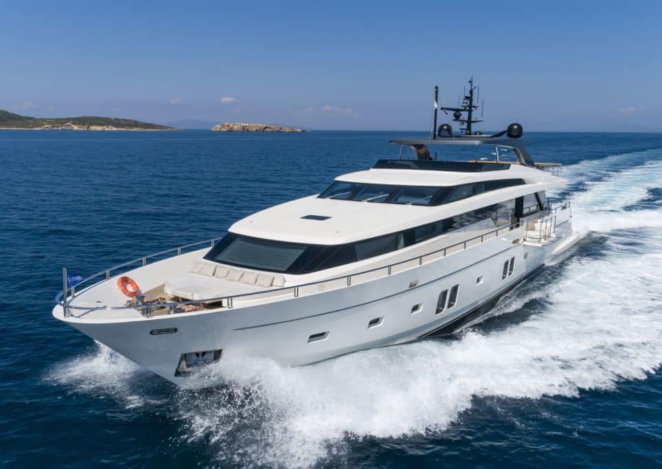 Yacht-charter-M-Y-DINAIA
