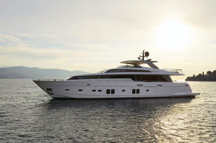 Yacht-charter-M-Y-DINAIA