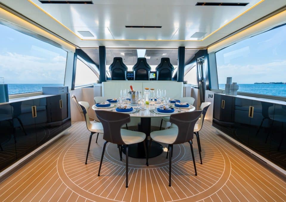 Yacht-charter-M-Y-M7