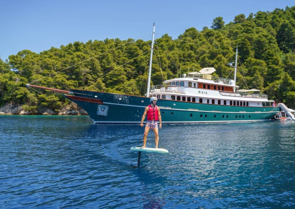 Yacht-charter-M-Y-MAIA