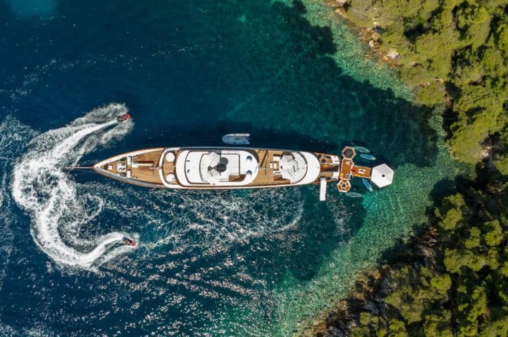 Yacht-charter-M-Y-MAIA