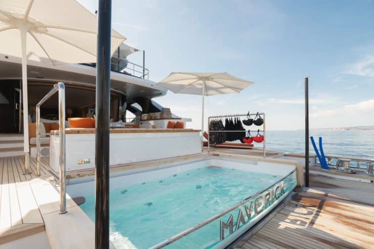 Yacht-charter-M-Y-MAVERICK