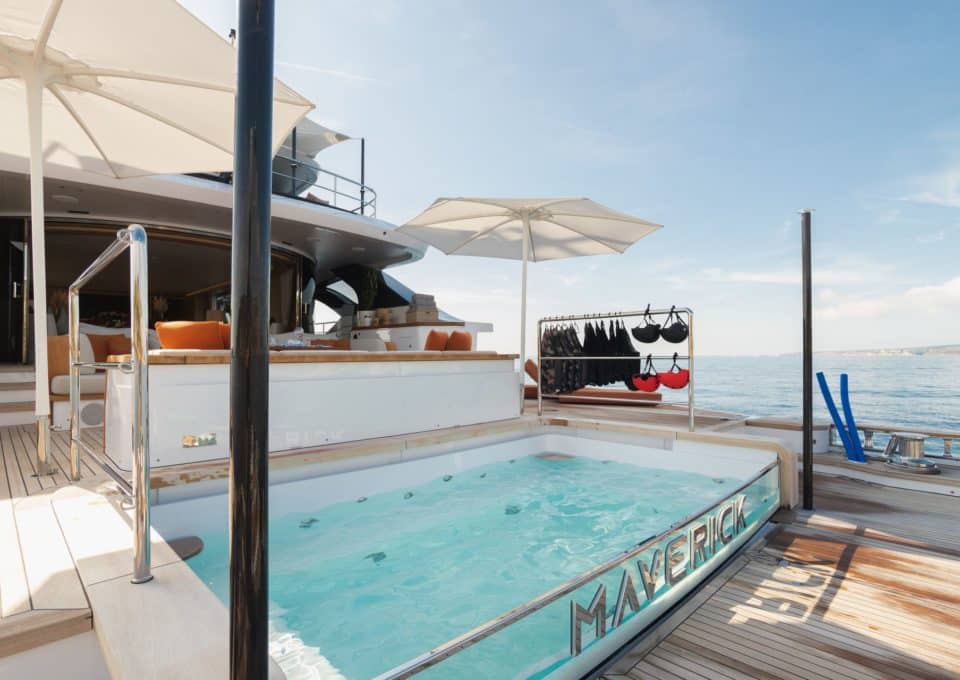 Yacht-charter-M-Y-MAVERICK