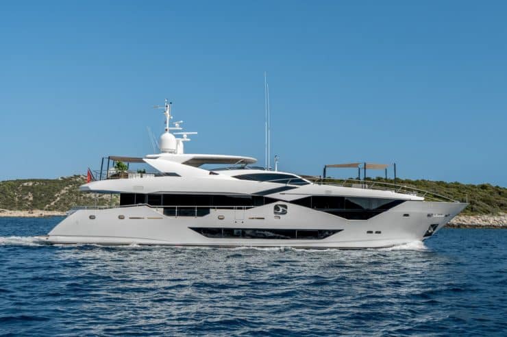 Yacht-charter-M-Y-NOROADER