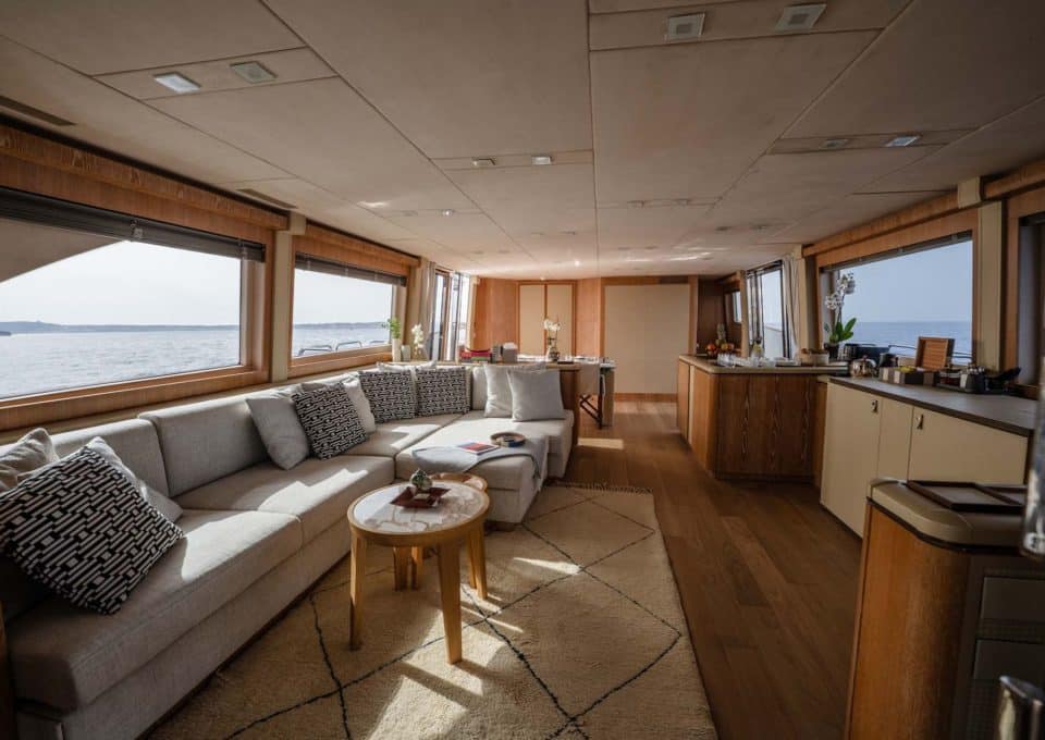 Yacht-charter-M-Y-VENUS