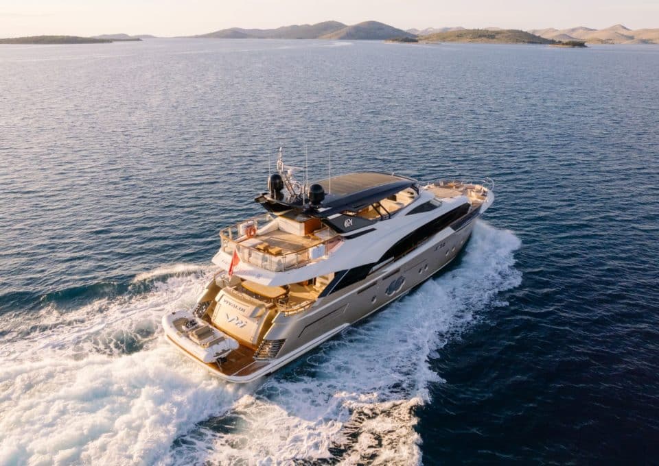 Yacht-charter-M-Y-VIVALDI