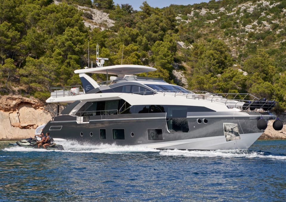 yacht-charter-M-Y-ALUMINIA-TOO