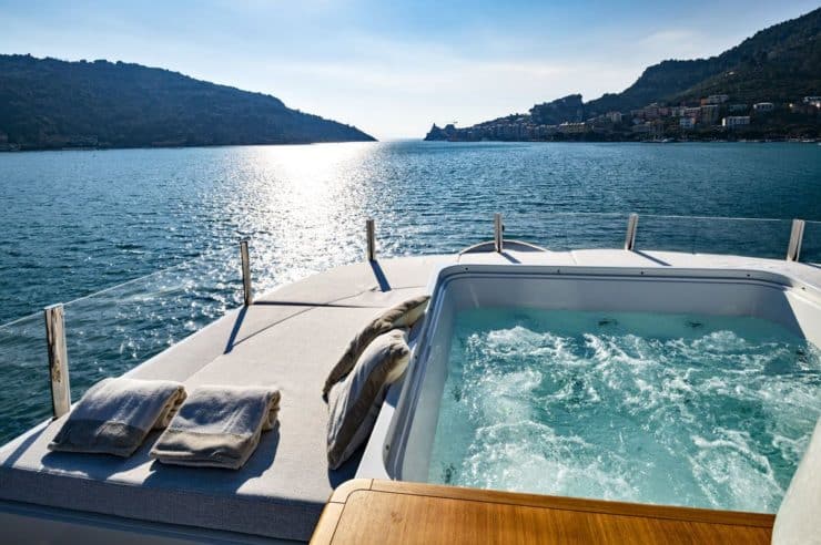 yacht-charter-M-Y-ANYTHING-GOES-V