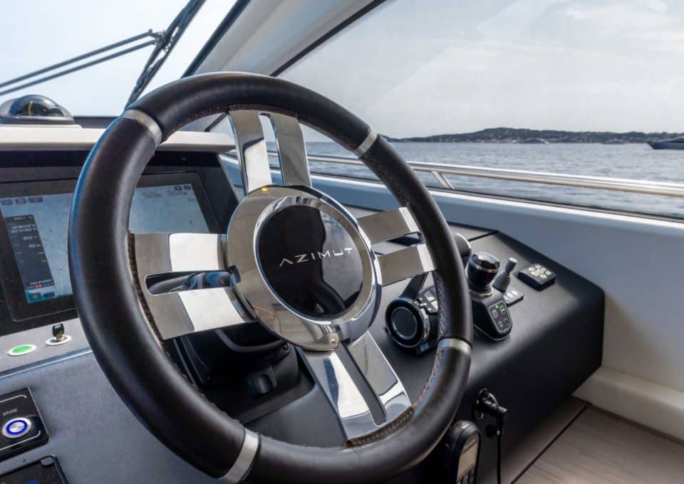 yacht-charter-M-Y-ATLANTIS