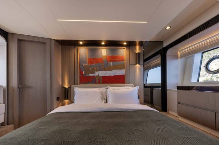 yacht-charter-M-Y-ATLANTIS