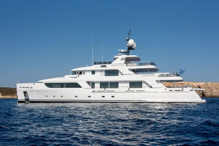 yacht-charter-M-Y-BOJI