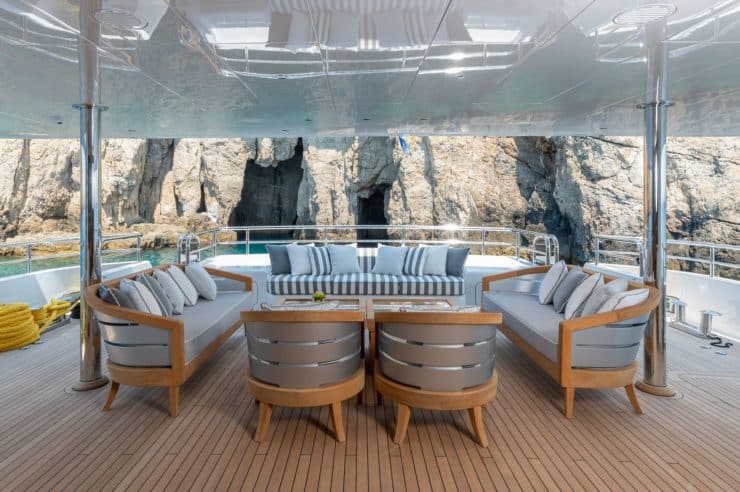 yacht-charter-M-Y-BOJI