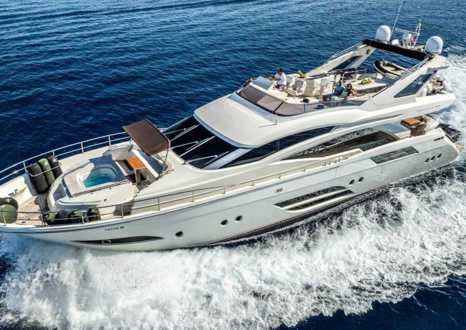 yacht-charter-M-Y-DALIA