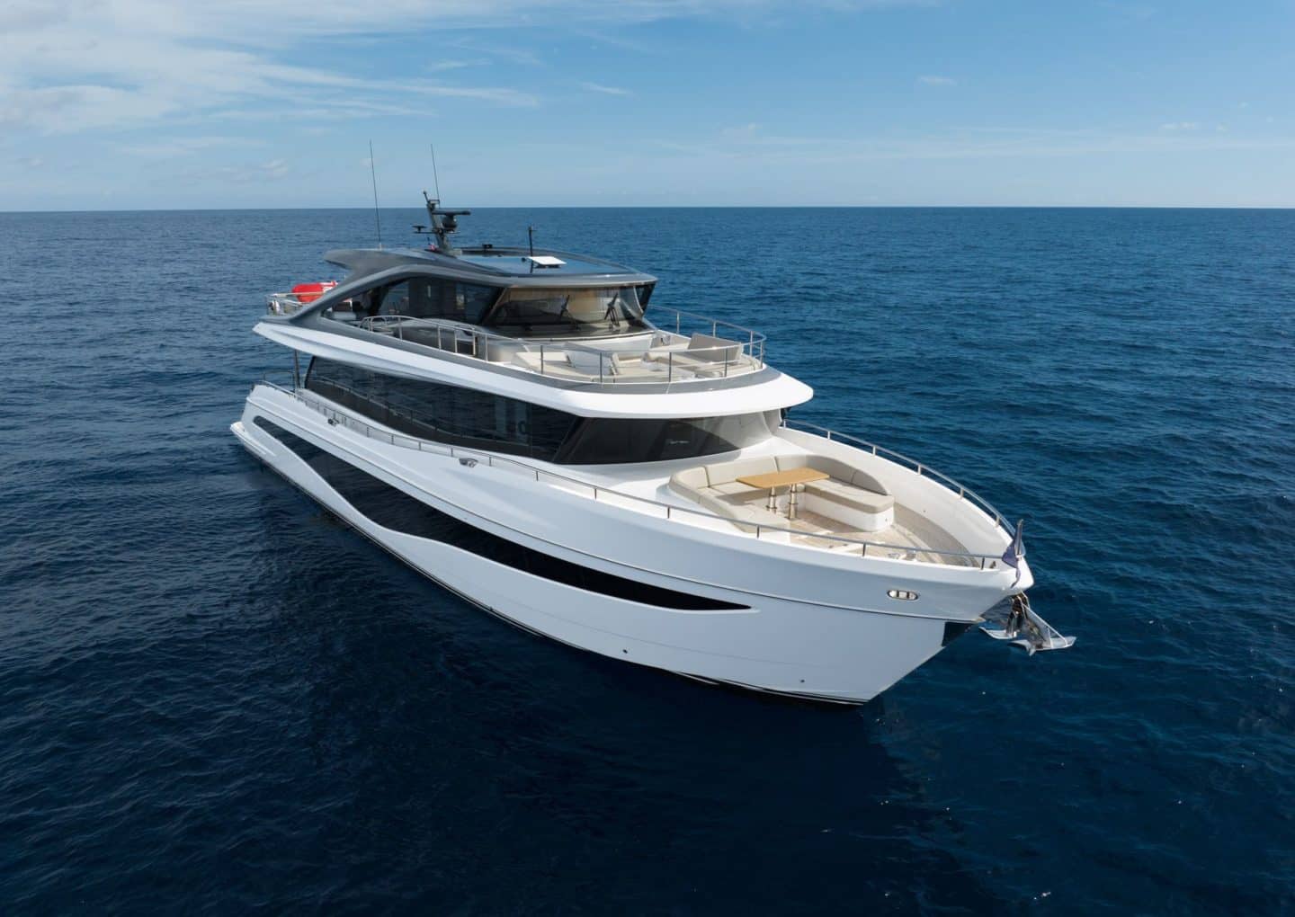 yacht-charter-M-Y-KORA