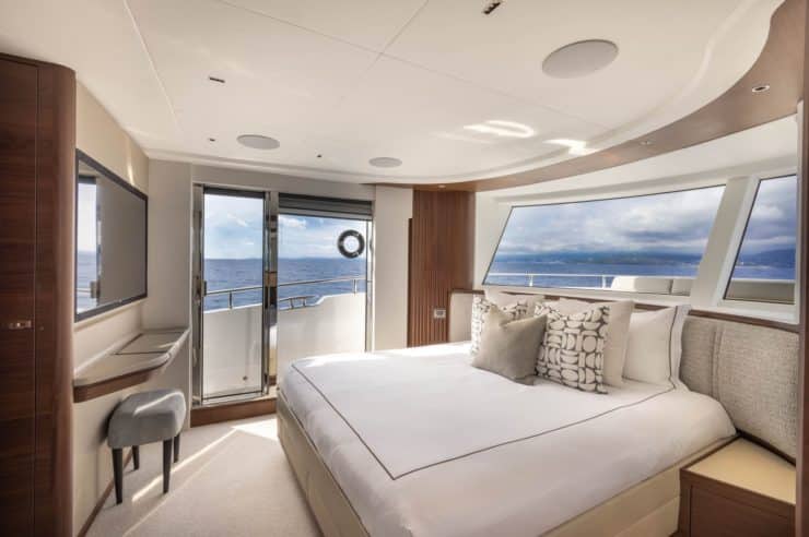 yacht-charter-M-Y-KORA