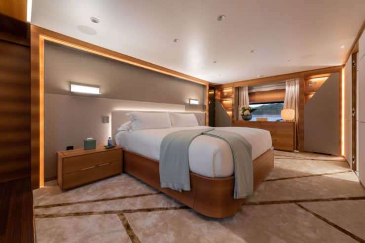 yacht-charter-M-Y-MY-MAYVA