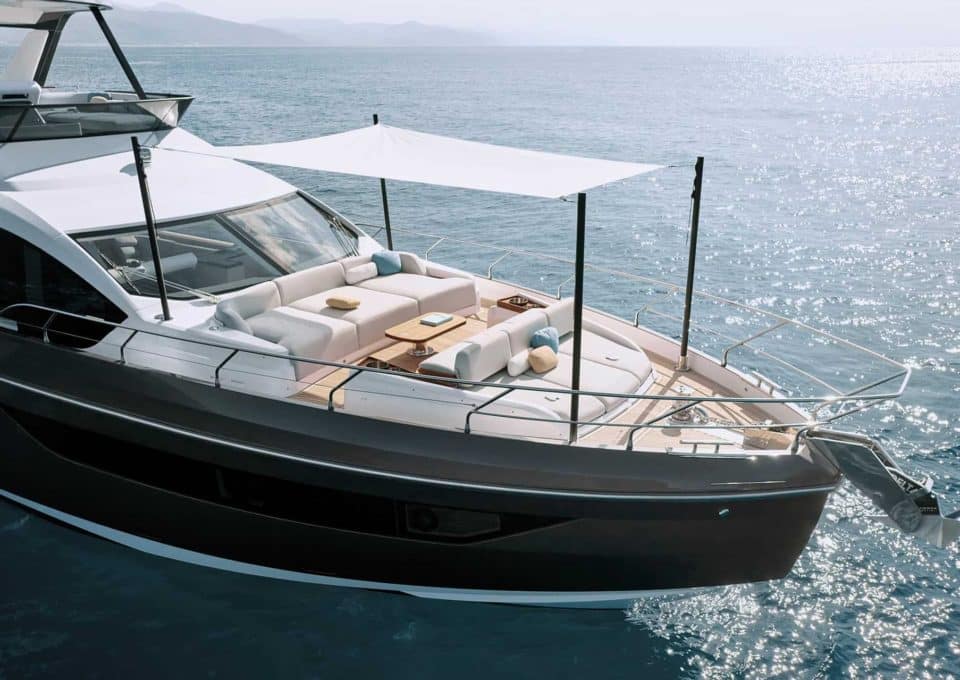 yacht-charter-M-Y-PANGEA