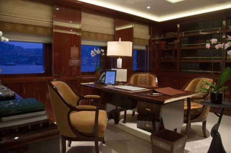 Yacht-charter-M-Y-PLAN-B