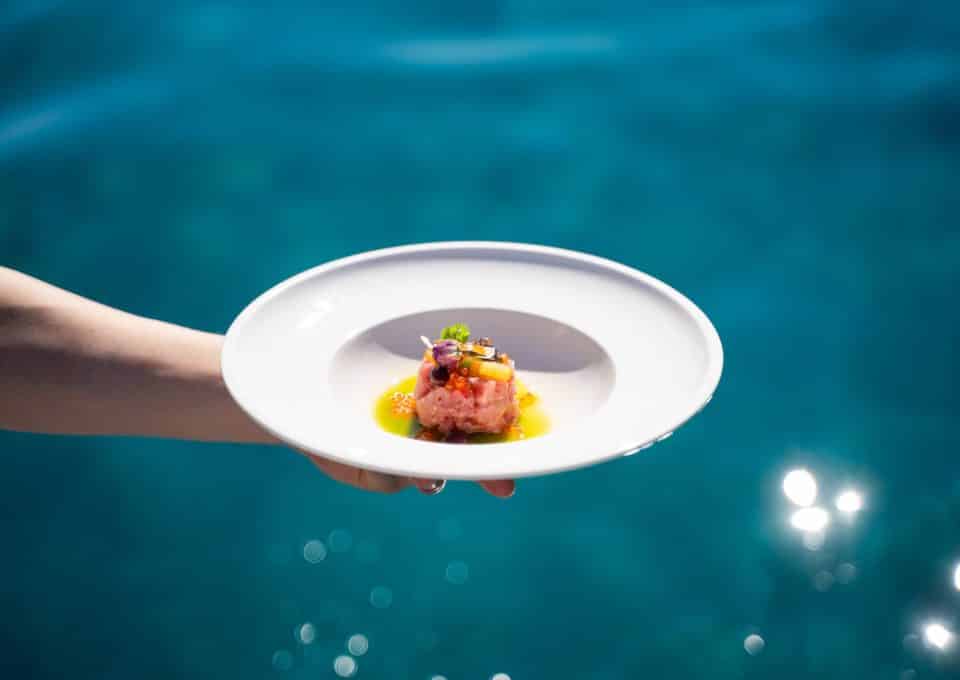 yacht-charter-M-Y-RENATA