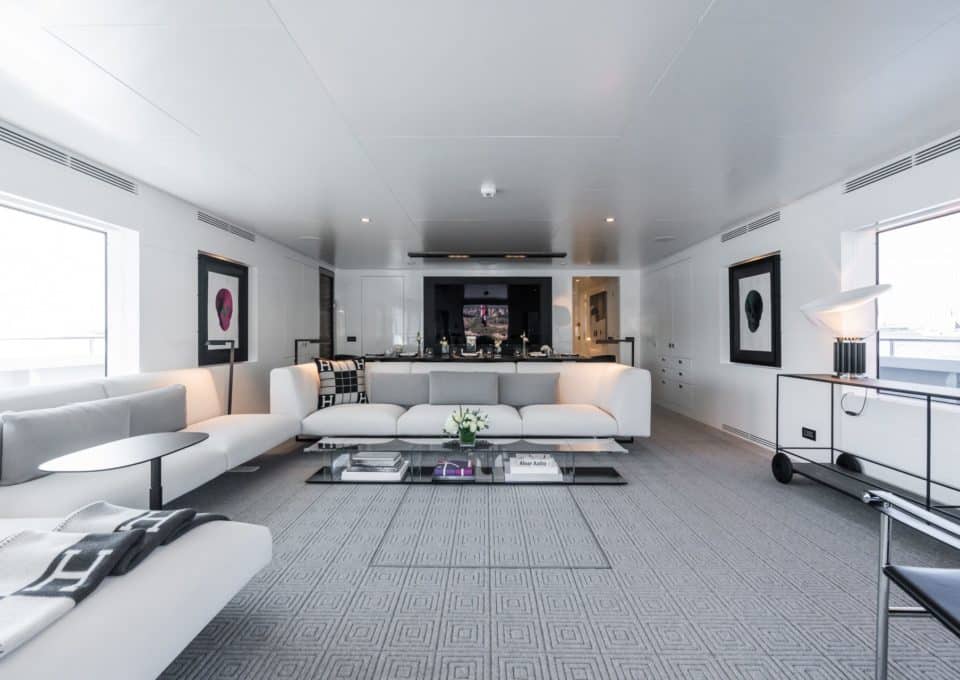 yacht-charter-M-Y-S7