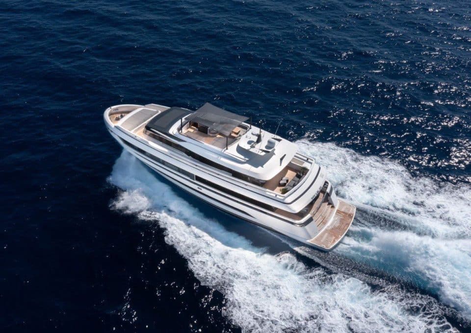 yacht-charter-M-Y-UILIA