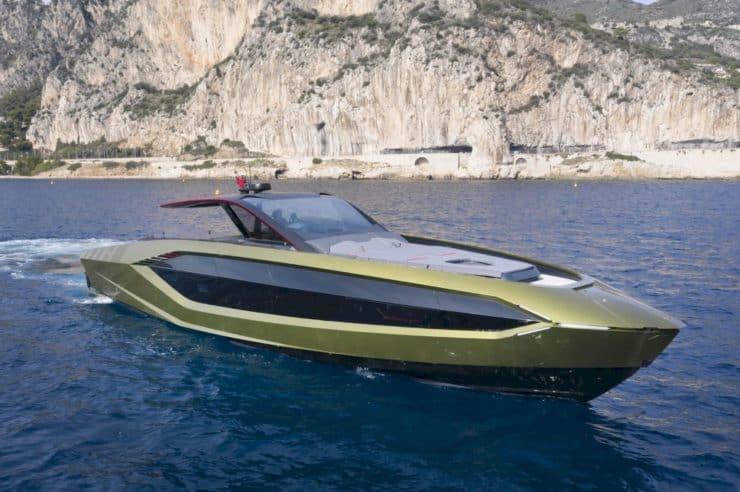 yacht-charter-m-y-fast-one-lamborghini