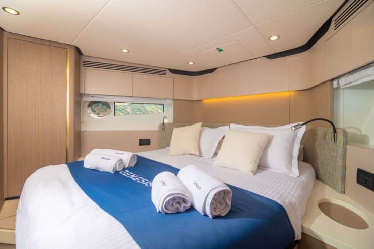yacht-charter-m-y-genesis
