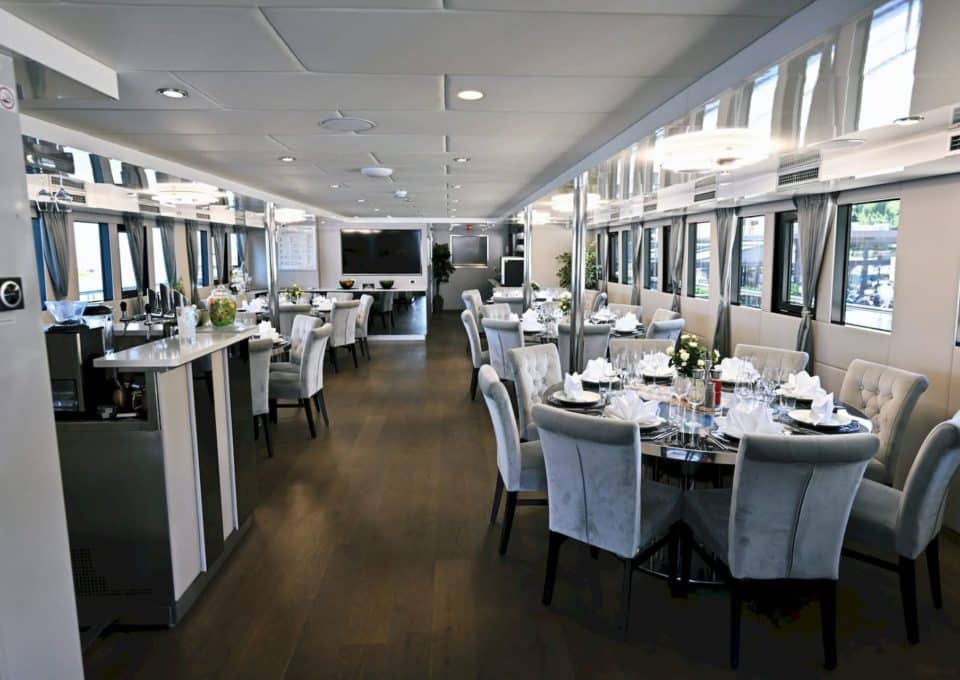 yacht-charter-m-y-nera-excellence