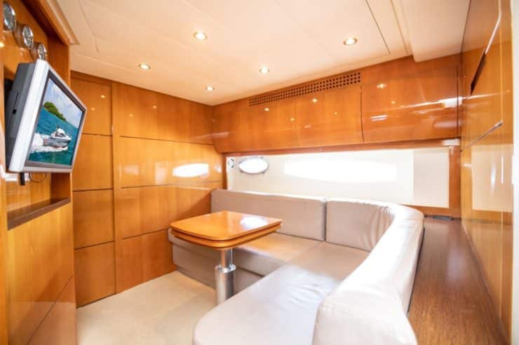 day-charter-yacht-rental-m-y-pershing-56