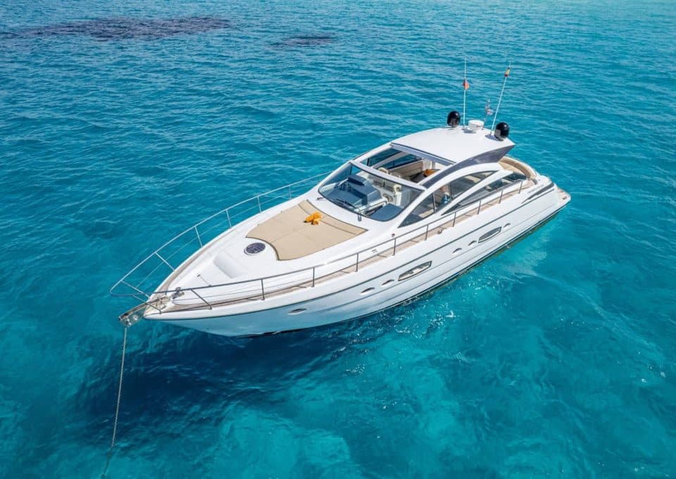 day-charter-yacht-rental-m-y-pershing-56