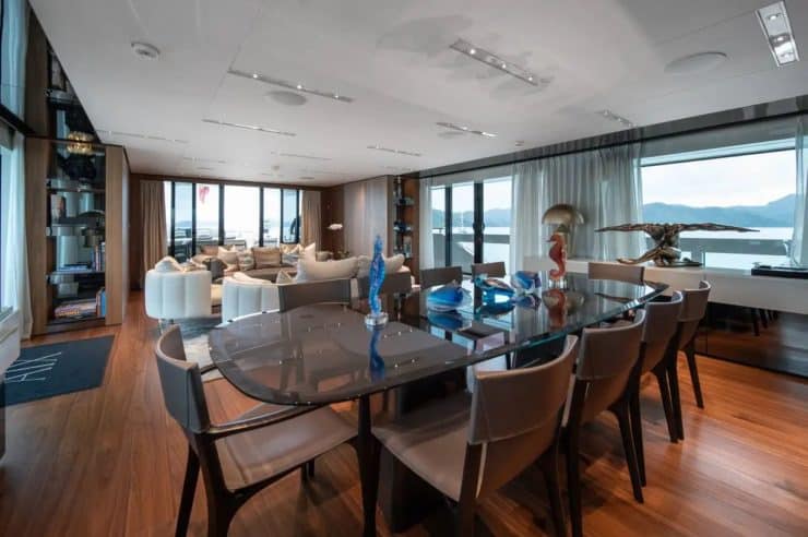 yacht-charter-m-y-aix