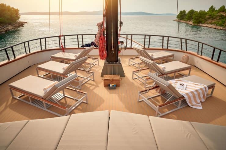 yacht-charter-m-y-anetta