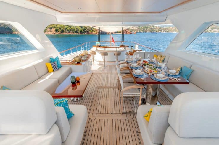 yacht-charter-m-y-josephine-1