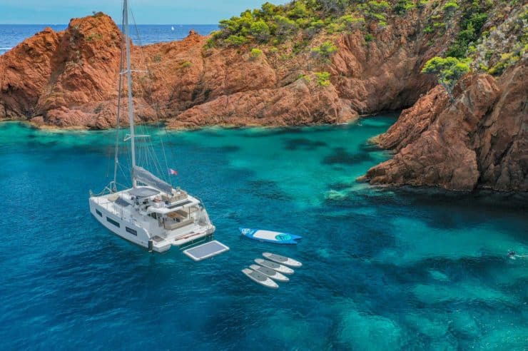 Day-charter-rental-maxi-catamaran-s-y-aventura-4