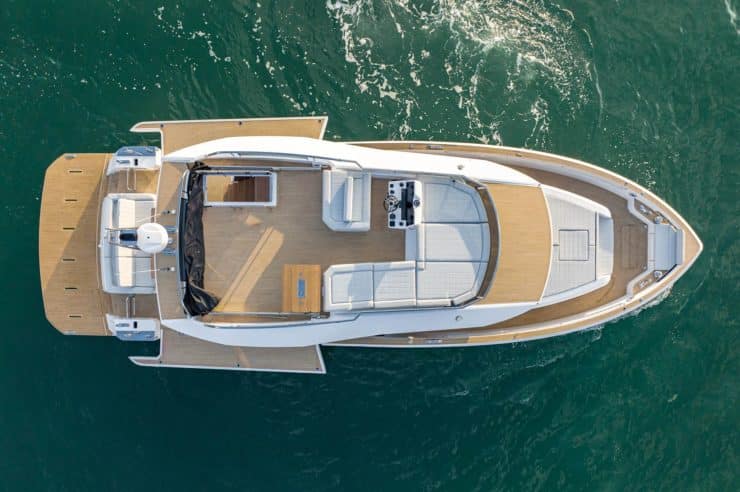 day-charter-yacht-rental-m-y- pardo-endurance-60