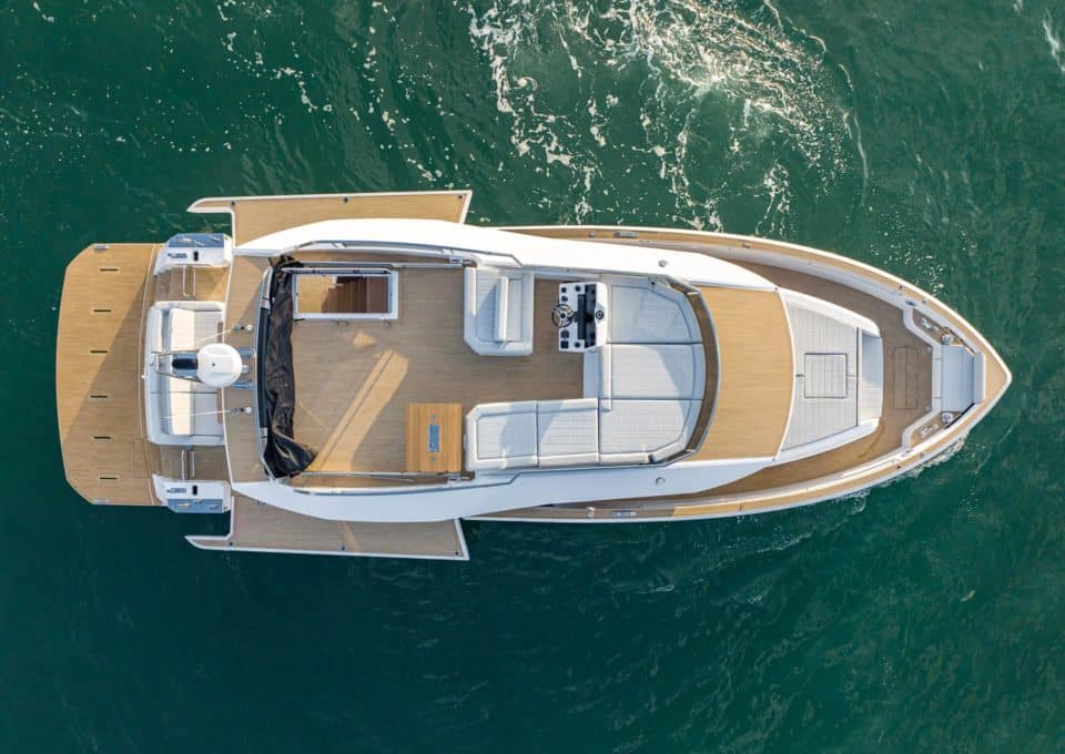 day-charter-yacht-rental-m-y- pardo-endurance-60