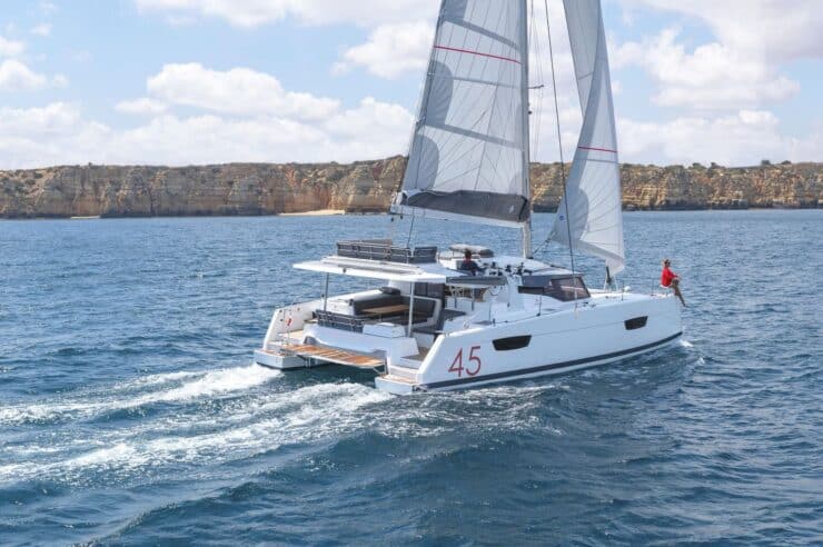 day-charter-catamaran-rental-sy-elba-45