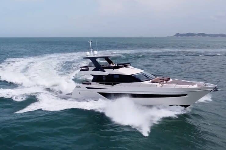 day-charter-yacht-rental-my-maxwell-64