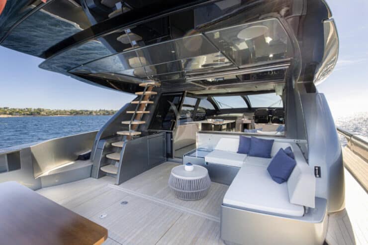 yacht-charter-m-y-samira