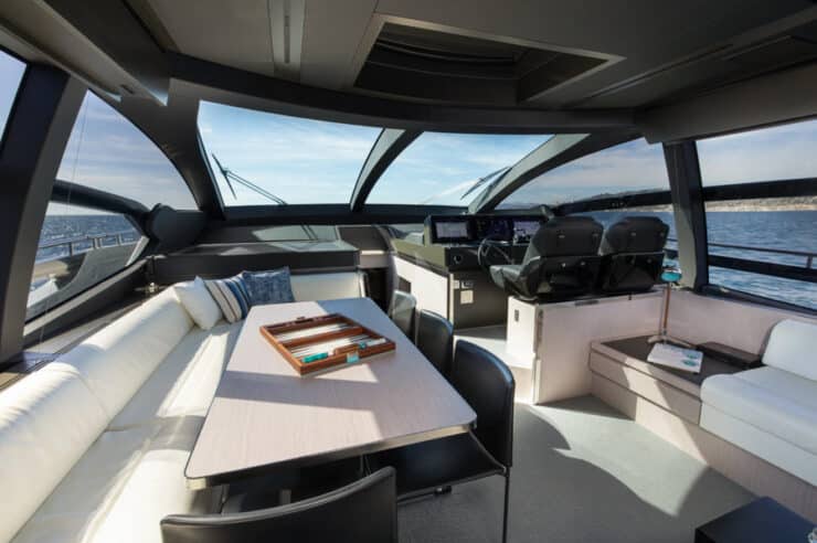 yacht-charter-m-y-samira