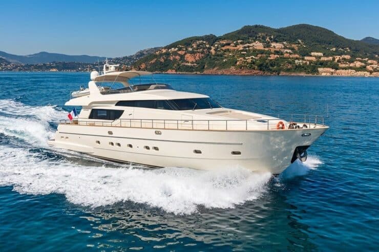 day-charter-yacht-rental-sanlorenzo-72