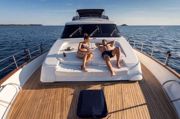 day-charter-yacht-rental-sanlorenzo-72