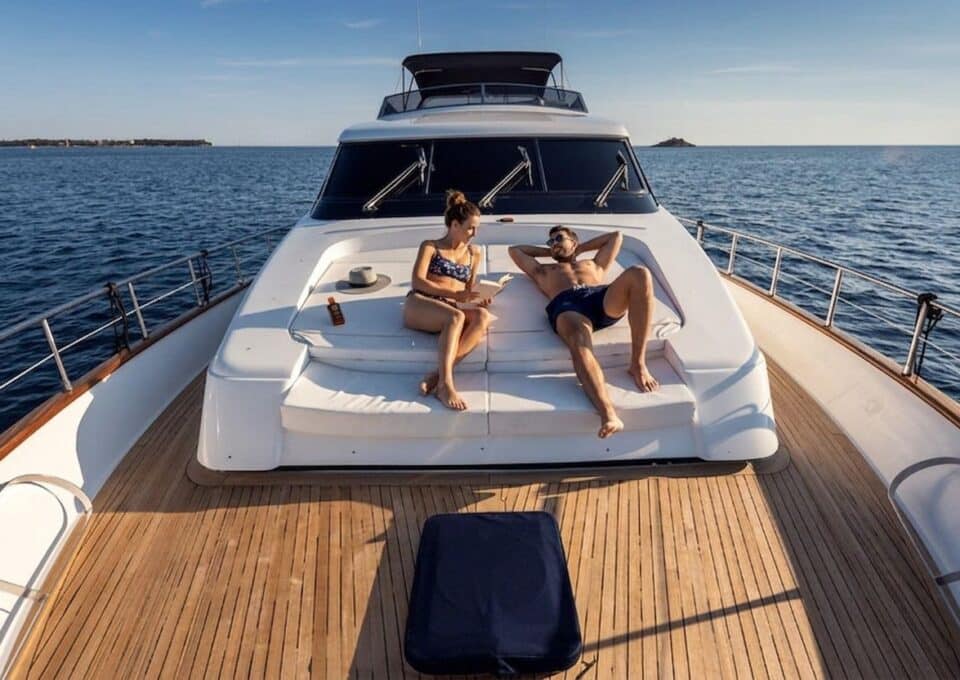 day-charter-yacht-rental-sanlorenzo-72