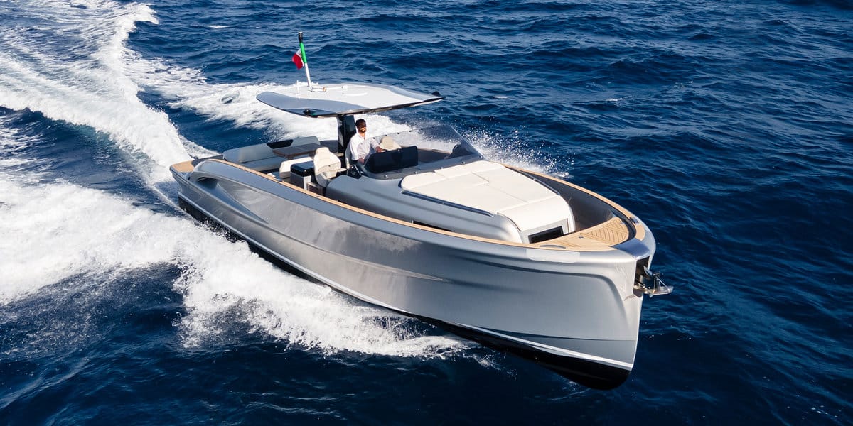 day-charter-yacht-rental-solaris40-open