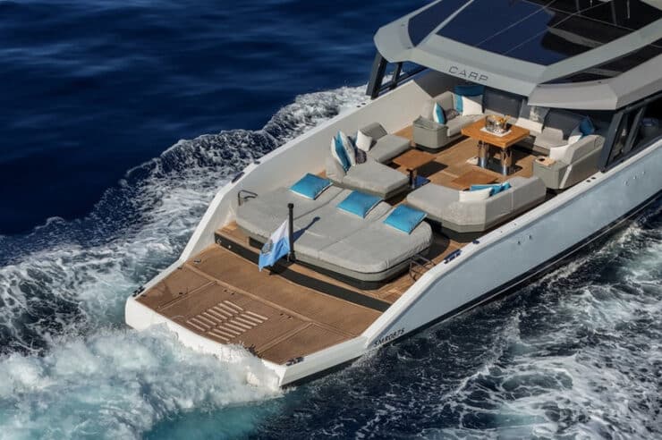 yacht-charter-M-Y-CARP